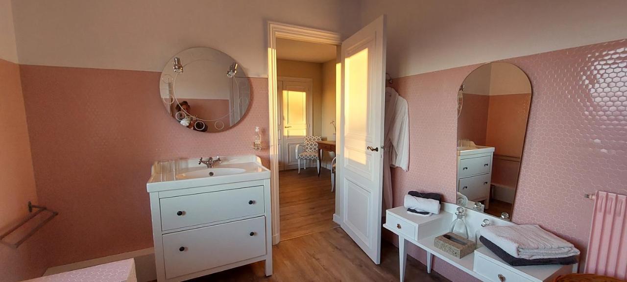 Montaigu  Chambres D'Hotes Le Relais Globe Trotteur المظهر الخارجي الصورة